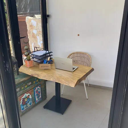 Kale Suites, Heated Pool In Winter, Adults Only Hotel *