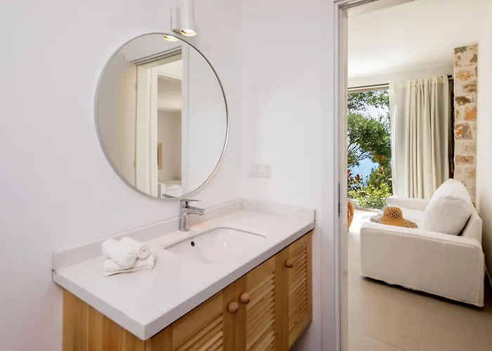 Kale Suites, Heated Pool In Winter, Adults Only