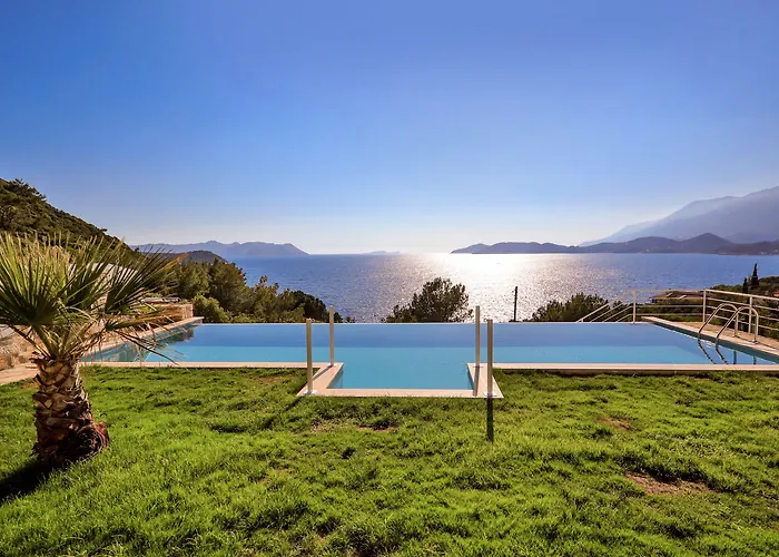 Отель Kale Suites, Heated Pool In Winter, Adults Only