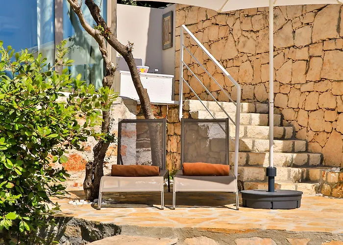 Kale Suites, Heated Pool In Winter, Adults Only Hotel *